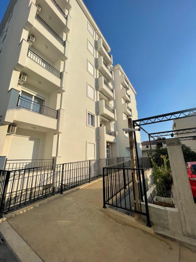 Elena Apartment Bar Ngoại thất bức ảnh